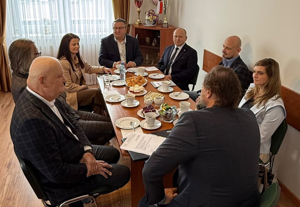 Wstęga Kociewia - Konsultacje z samorządowymi członkami stowarzyszenia 1 Wstęga Kociewia - 720860419 1305020705073106 3000435923377871863 n